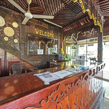 Super Oyo Capital O 90659 Raintown Timbers Hotel ไทปิง ภายนอก รูปภาพ