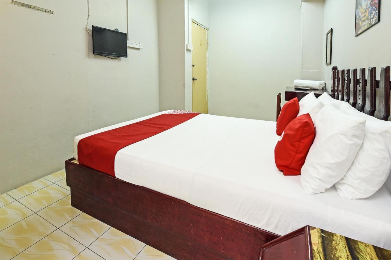 Super Oyo Capital O 90659 Raintown Timbers Hotel ไทปิง ภายนอก รูปภาพ